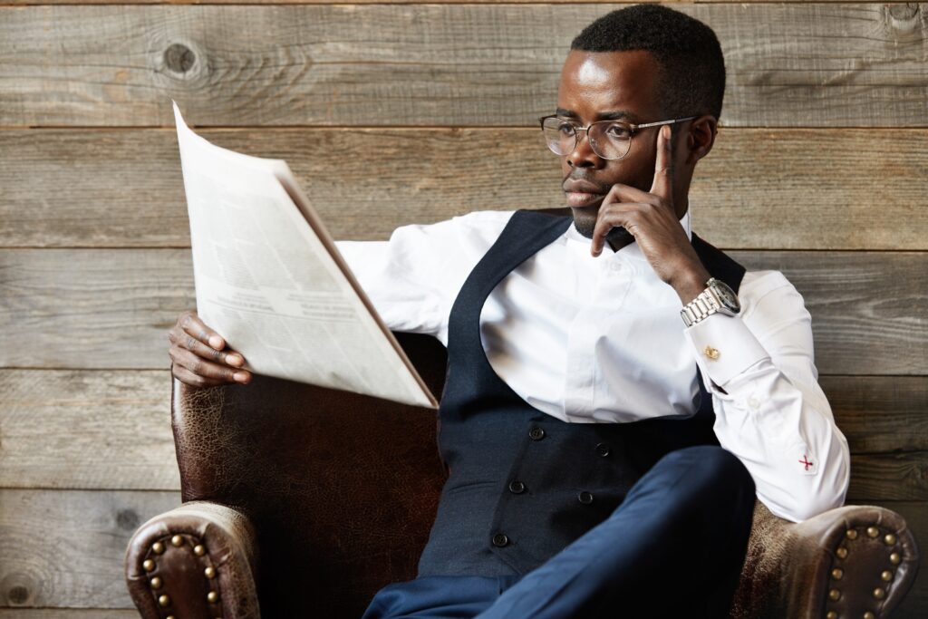 Article : Être journaliste au Bénin en 2025, une vocation sous pression